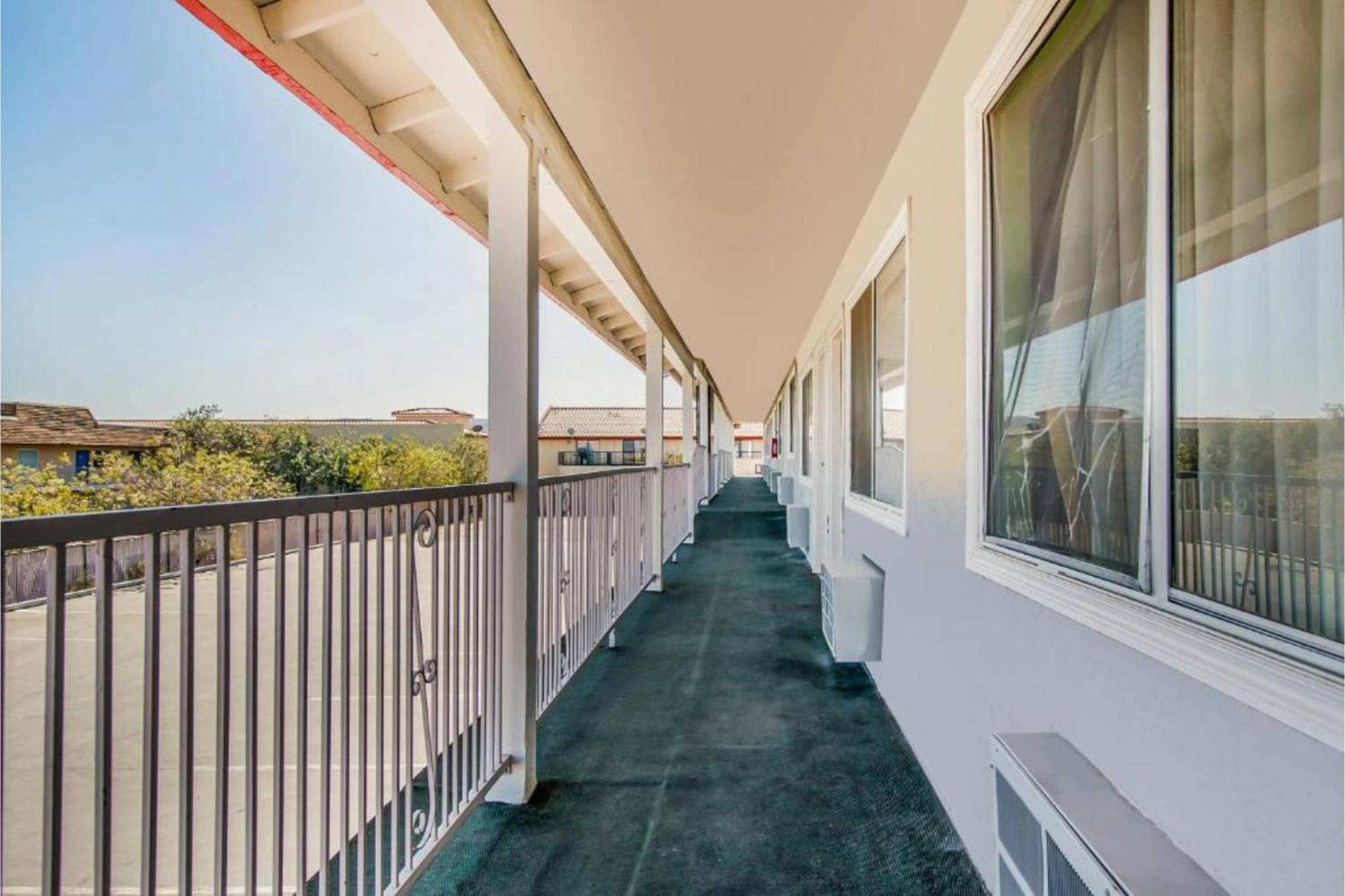 Hotel Europa Ridgecrest Kültér fotó