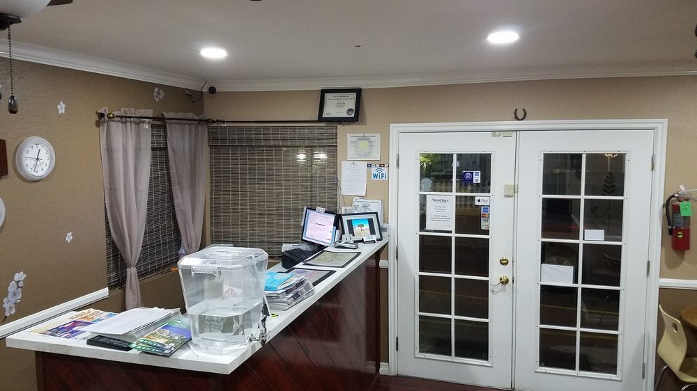 Hotel Europa Ridgecrest Kültér fotó
