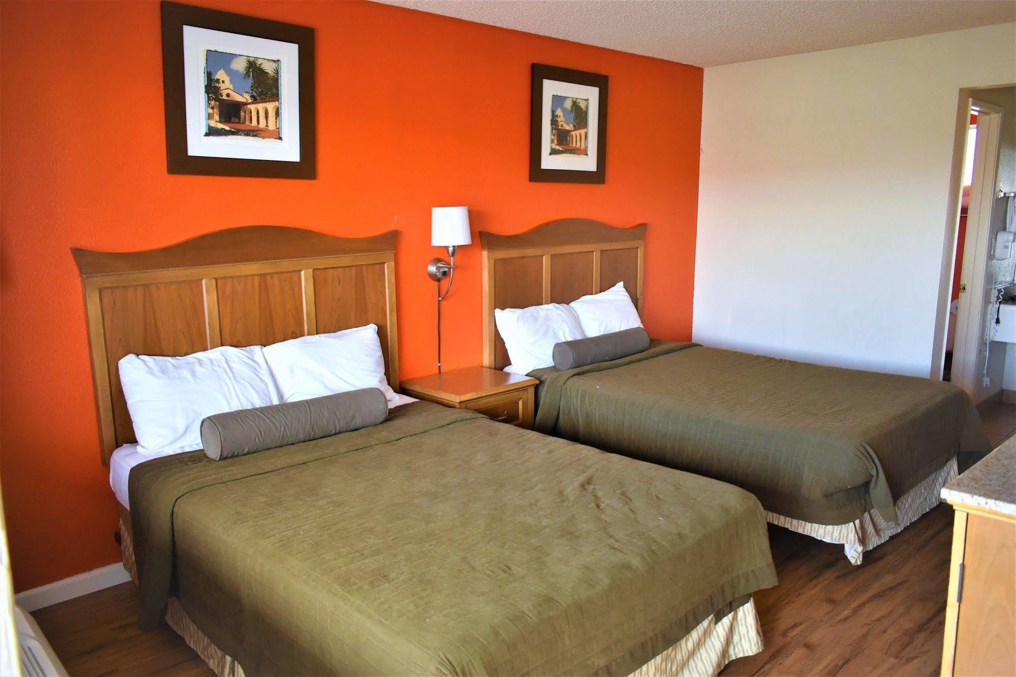 Hotel Europa Ridgecrest Kültér fotó